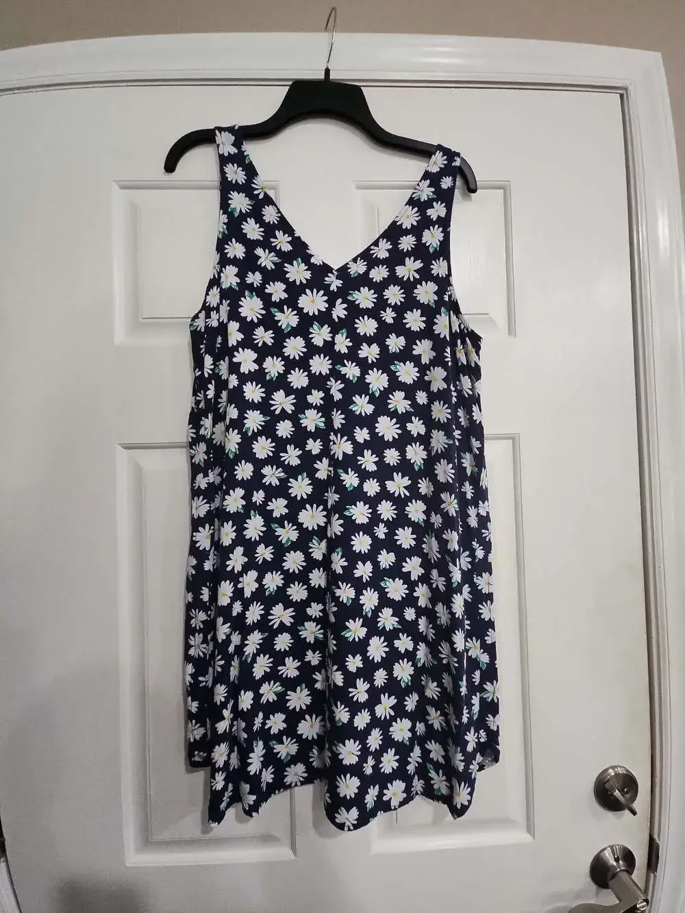 Old Navy - Picture 4 of 6